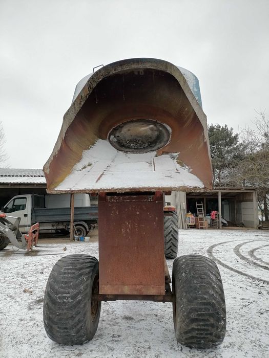 Przyczepa skorupowa wozidło budowlane
