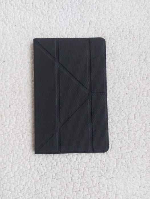 TB Touch Cover 7 uniwersalne etui na tablet 7'