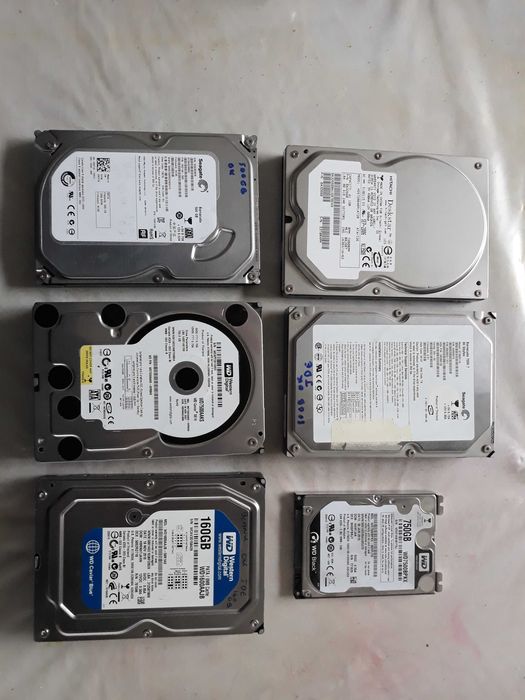 Lote de 6 discos rígidos PATA/IDE e SATA  em bom estado