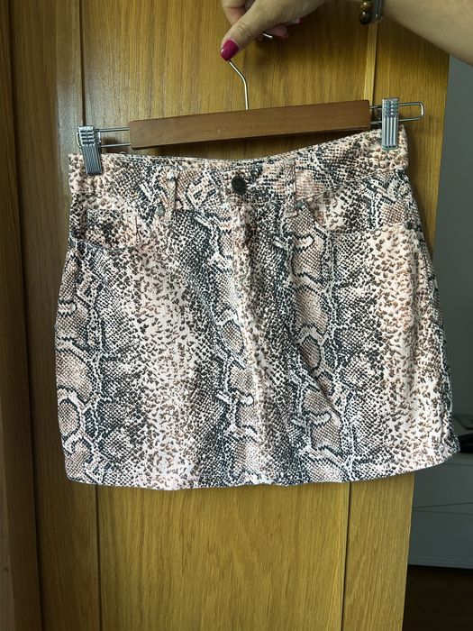 Saia curta de Senhora
