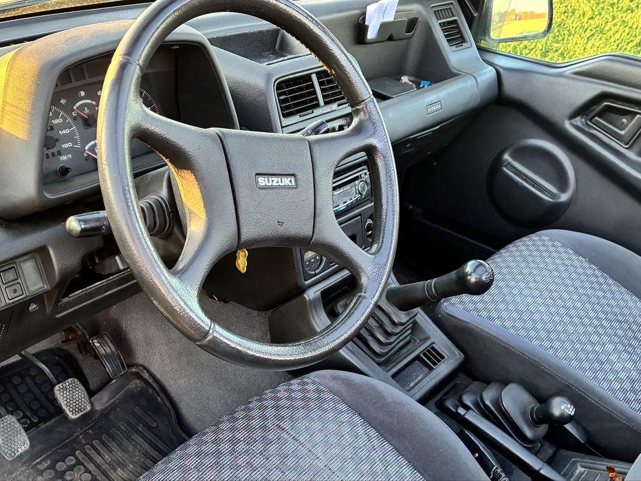Suzuki Vitara 4x4 kabriolet .