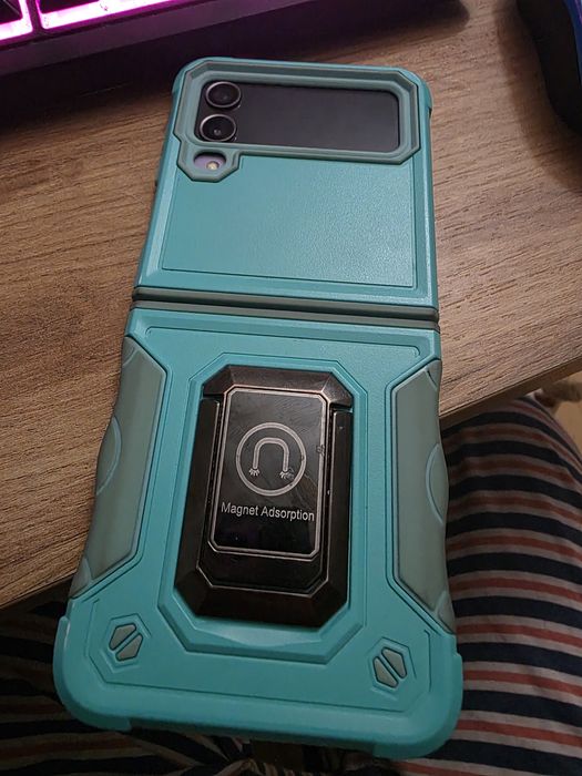 Telefon sandug galaxy z Flip 4