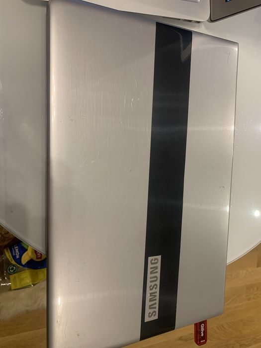 Laptop SamsunG NP370R5E 256GB SSD I3 8GB RAM DDR3