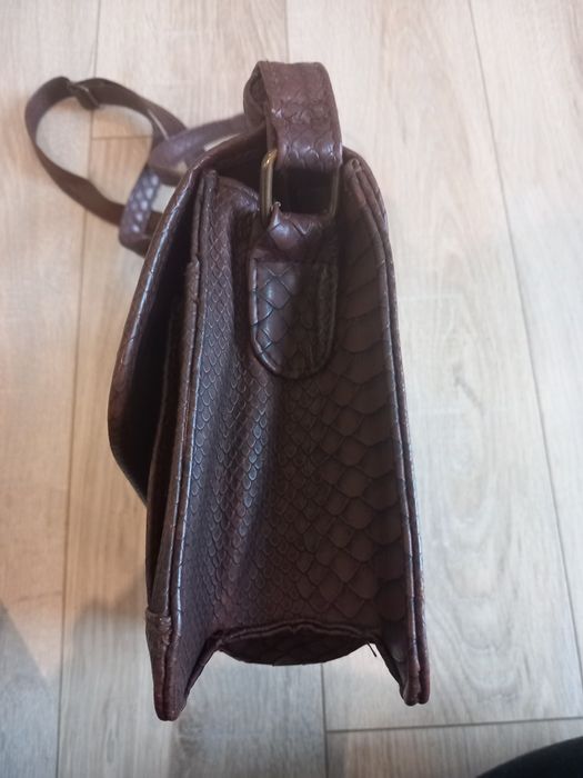 Torebka kuferek New Yorker