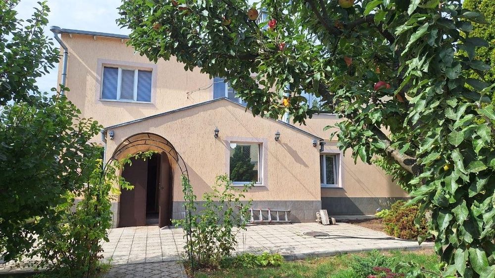 Будинок 190м2 з приватизованою ділянкою 15 сот, Баварія