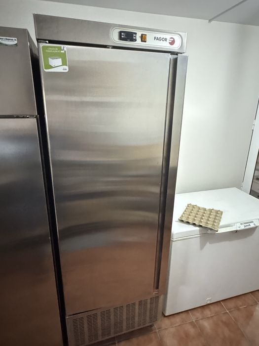 Congelador inox fagor vertical