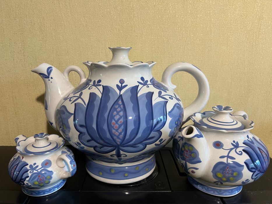 Набор из 3-х керамических чайников