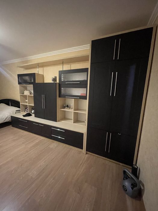 1 кім з кунею студією на Вільховій в новобудові