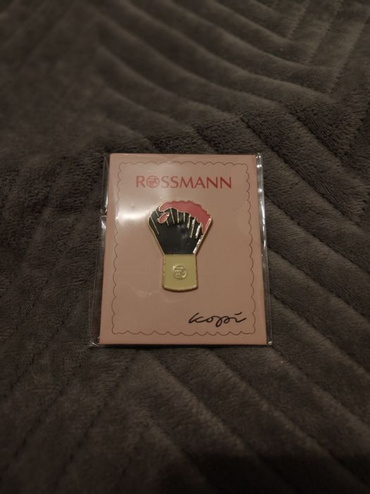 Przypinka pędzel Rossman