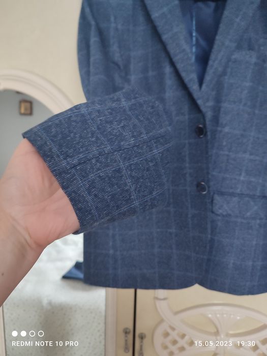 Стильний піджак для хлопчиків.