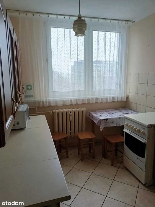 Trzy pokojowe mieszkanie przy ulicy Komandorskiej