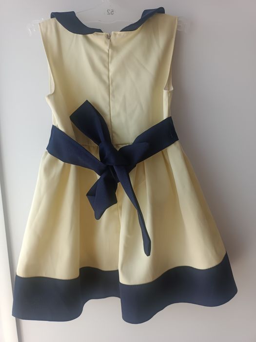 Sukienka , r. 98