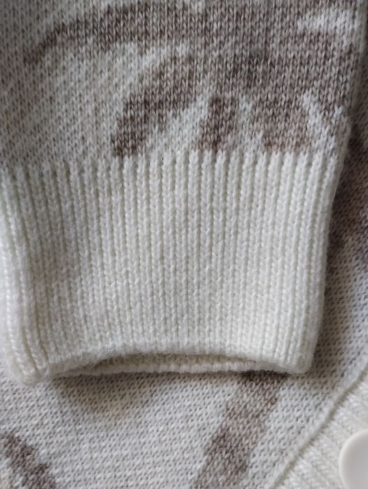 В'язаний жіночий светр/ кардиган