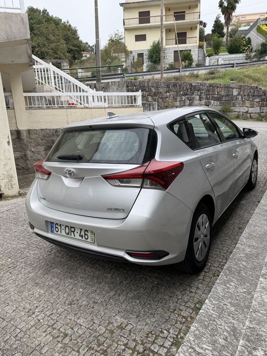 Toyota Auris D4D 2015 Diesel