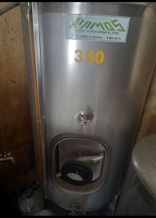 Cuba com capacidade de 350L