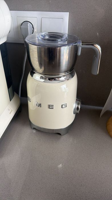 Máquina de café smeg