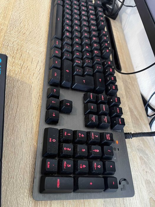 Teclado Mecânico Logitech G413 Carbon – Impecável!
