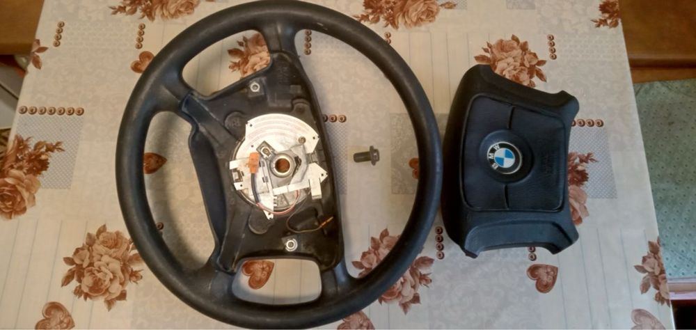 Руль на BMW E39 Продам