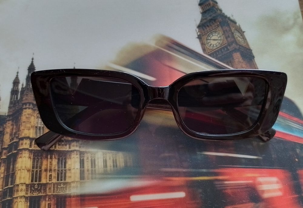 Продам жіночі окуляри