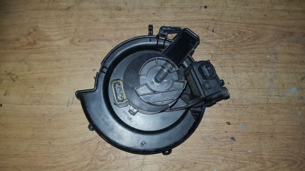 OPEL ASTRA G II WENTYLATOR NAWIEWU