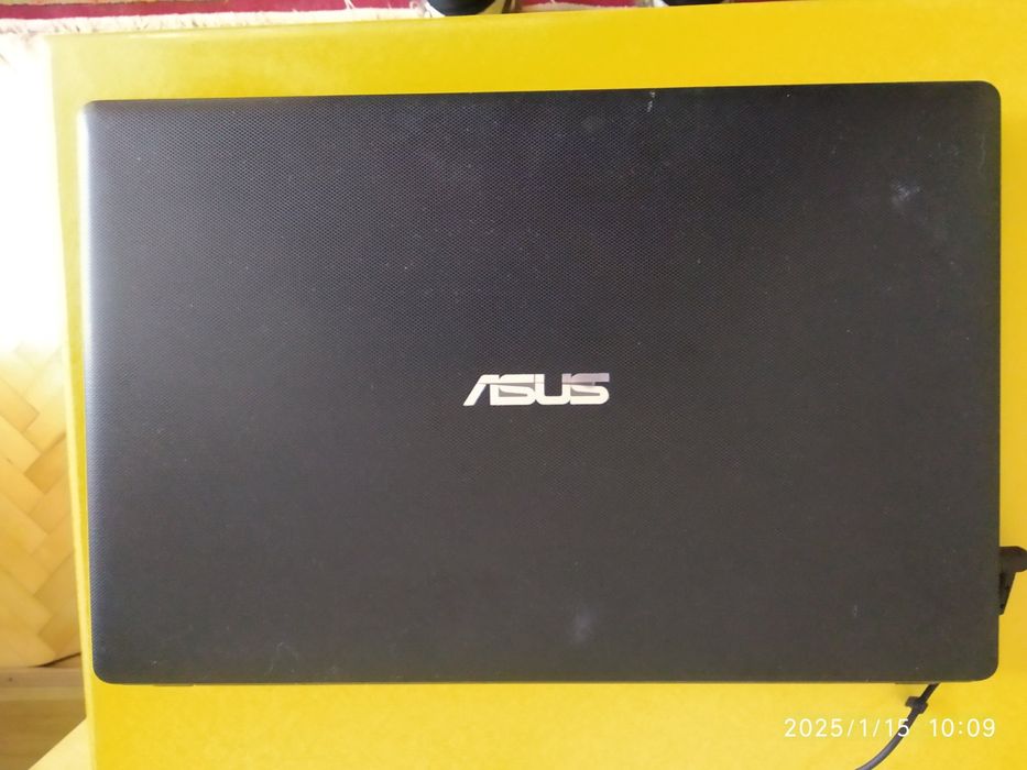 Ноутбук Asus / стан нового