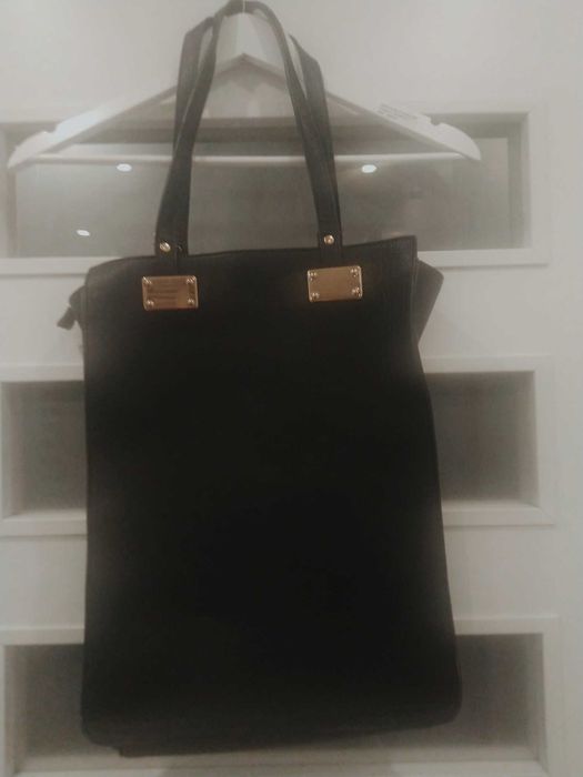 Torebka shoperka czarna skórzana H&M