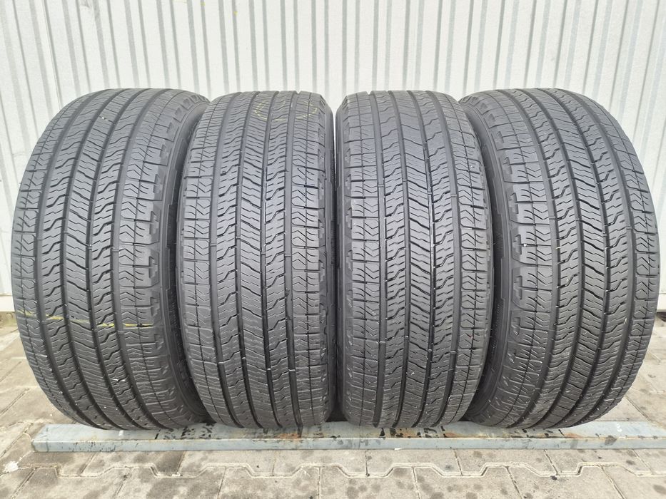 Шини 275/45R21  Goodyear
