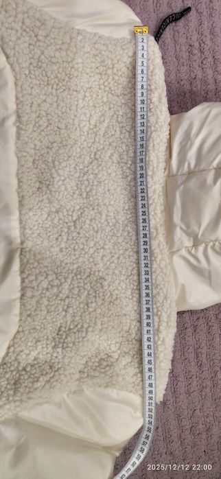 Жіноча куртка демісезона