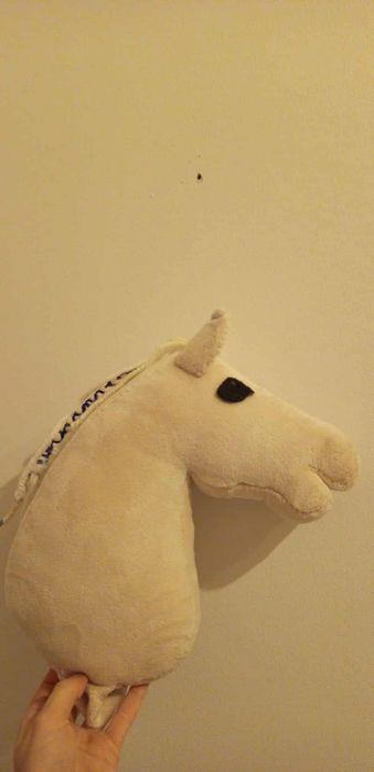 Hobby horse cremelo A4