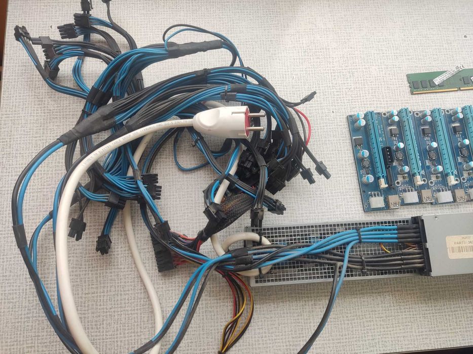 Блок живлення HSTNS-PR19 з проводкою та PCI-E платами