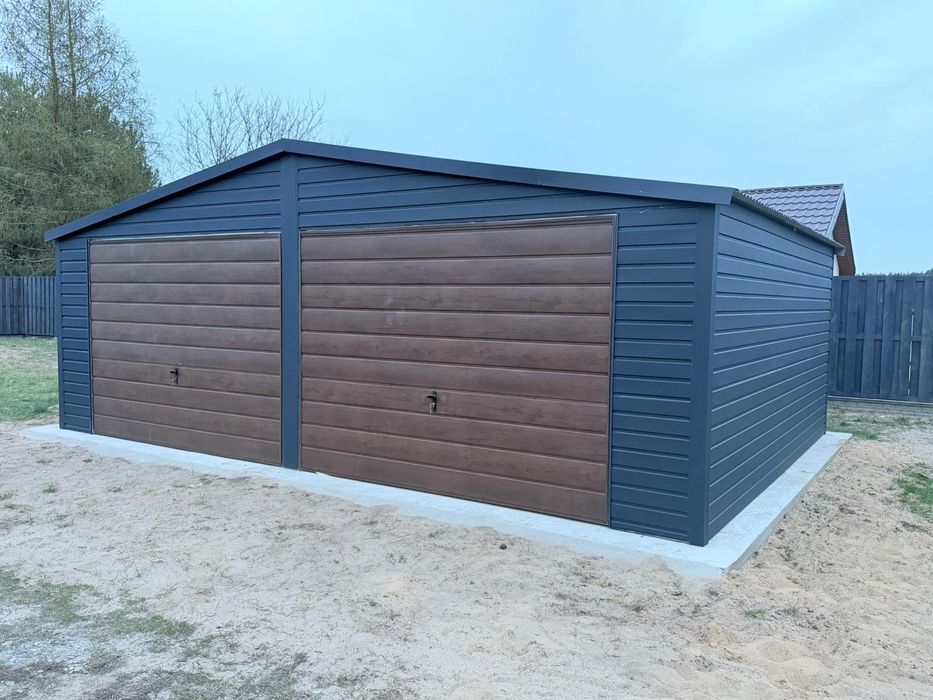 Garaż blaszany 7x5 grafit mat  bramy orzech