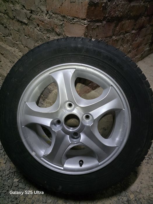 Диски литі 5 шт. на Hyundai Accent R15