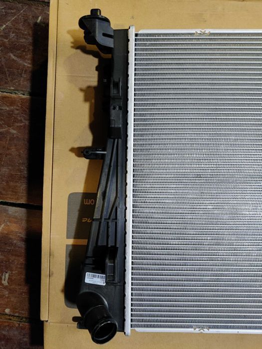 Радіатор офолодження кондиціонера рено канго Renault Kangoo 2019р 70КВ