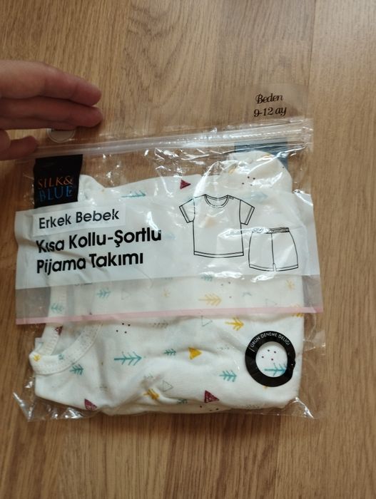 Carters,HM та ін. Костюм, боді, піжама, ромпер, шорти на 12 міс(80 см)