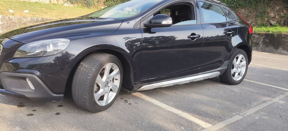 Volvo cross Crountry V40