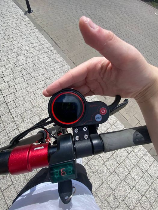 Kukirin m4 600W 12.5ah