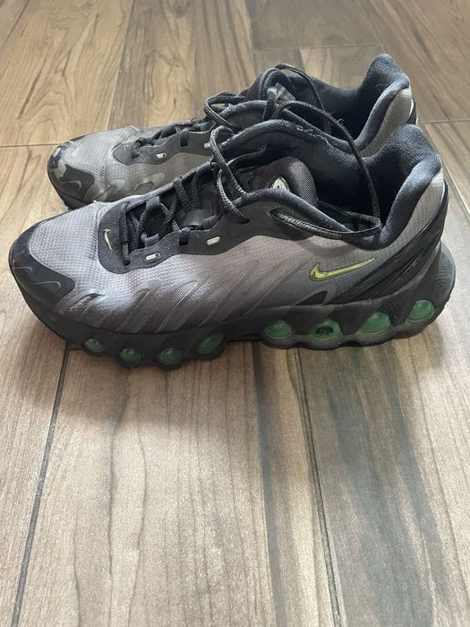 Кросівки Nike Air Max Dn8