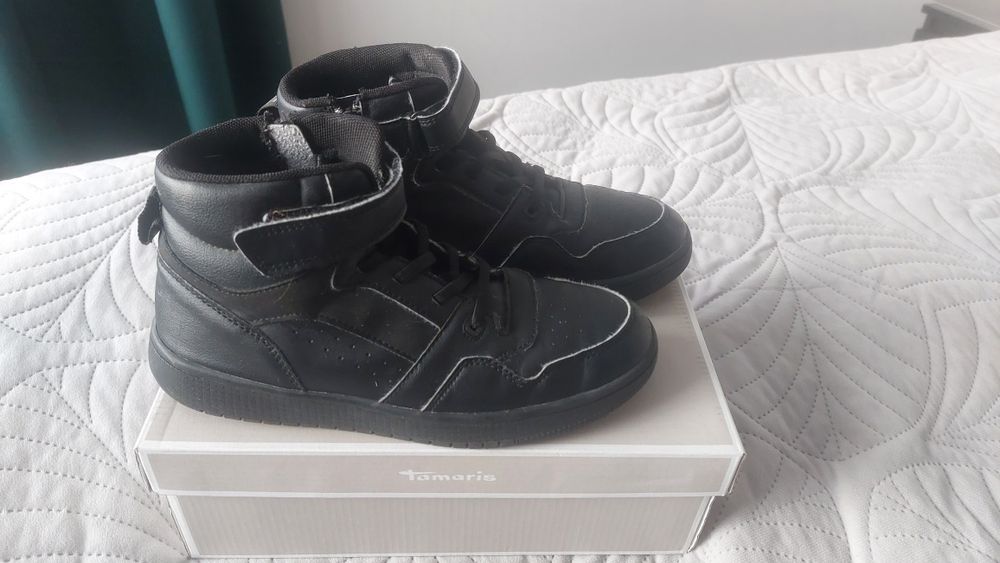 Buty dla chłopca 36