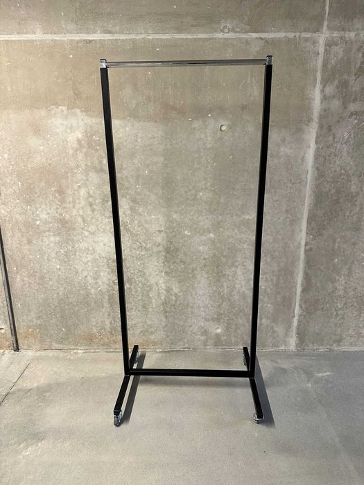 Vários charriot para roupa - vários modelos e tamanhos