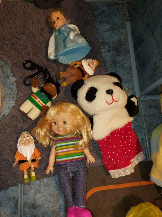 Zestaw zabawek dla dziecka