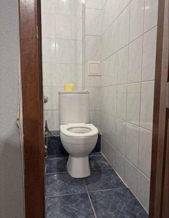 Продаж 2 кім квартири!смт Рокитне!Київська обл !Центр