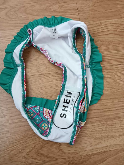 Bikini florido novo shein