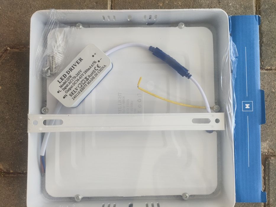 Luz de Teto LED 6W / 9W / 12W