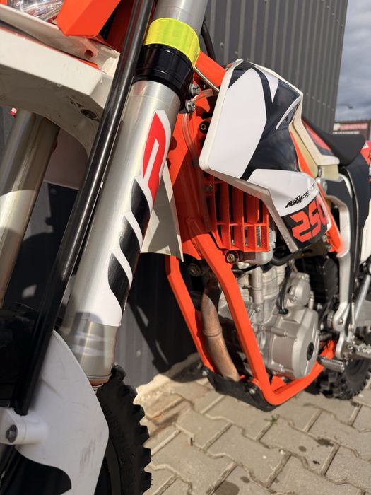 KTM Frerride 250 f СВІЖО ПРИГНАНИЙ