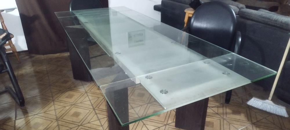 Mesa vidro extensível c/s cadeiras