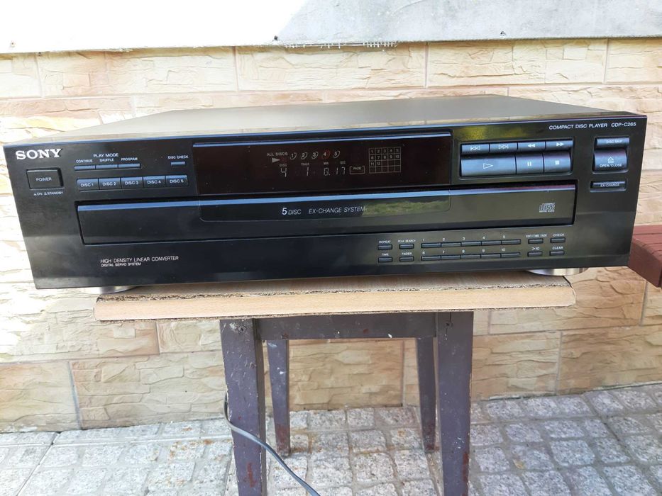 Odtwarzacz CD Sony CDP-C265