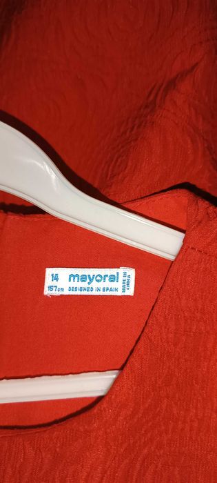 Vestido "Mayoral" de qualidade e em excelente estado!