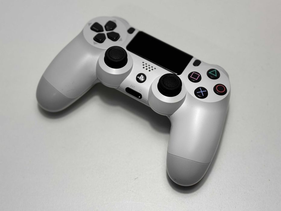 Oryginalny pad bezprzewodowy do PS4 Dualshock 4, biały!