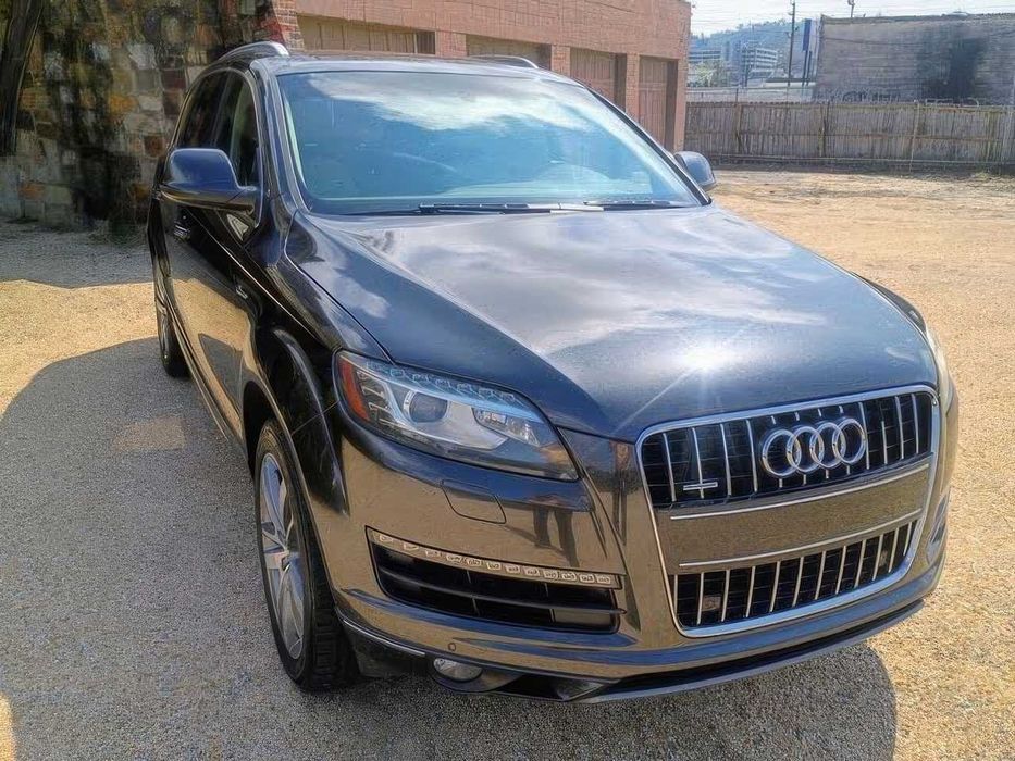 Audi Q7      2014