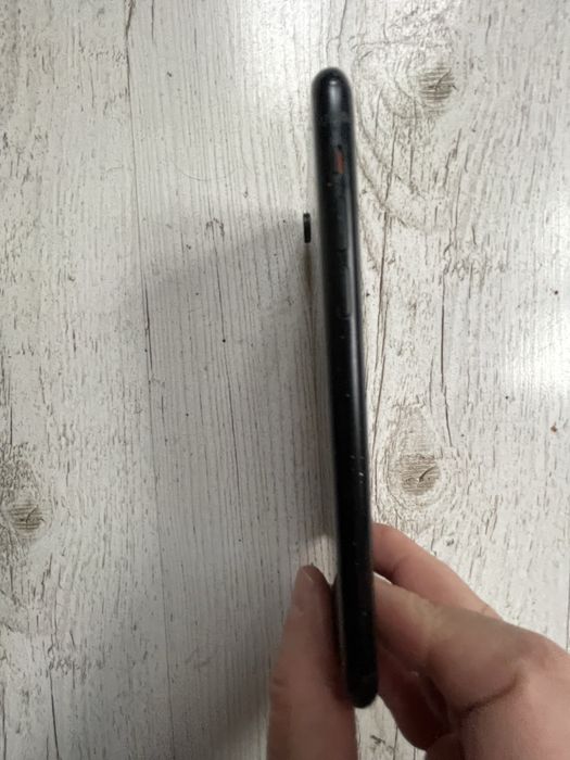 Iphone XR 64 , чорний, неверлок